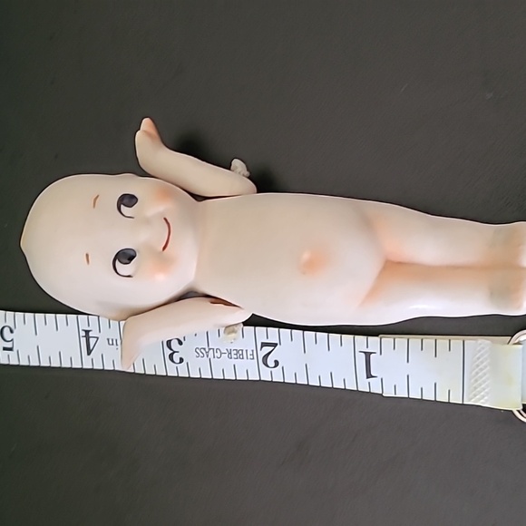 Is vintage keeping doll - Picture 4 of 4